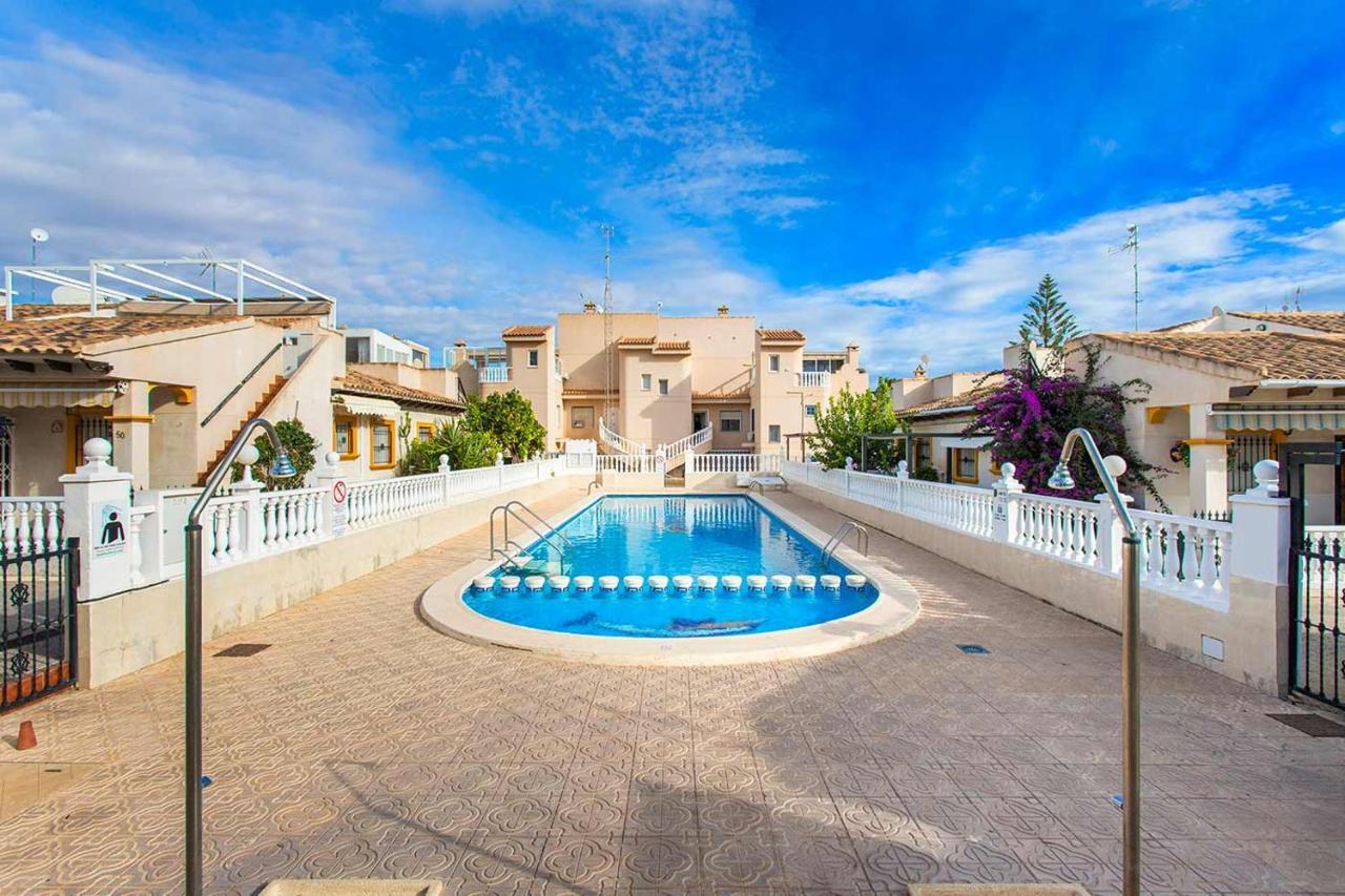 Ch Estaca Playa Flamenca Villa Orihuela Exterior photo